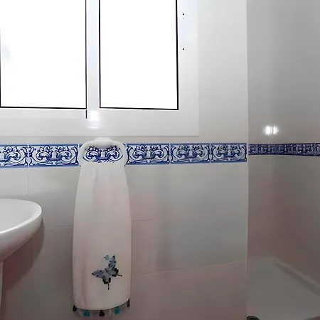Casa Con Terraza En Centro Aceptamos Grupos De Jovenes